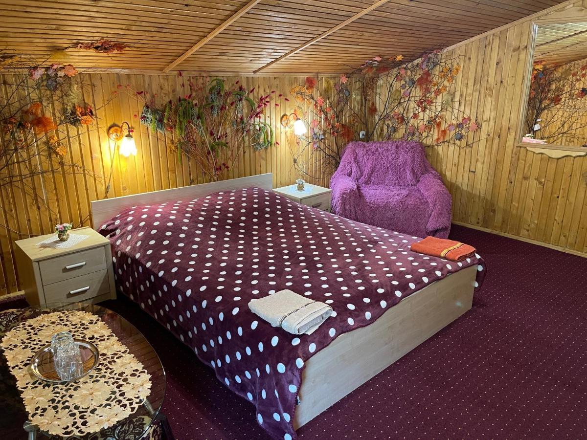 Grunok (Adults Only) Ξενοδοχείο Pilipets Εξωτερικό φωτογραφία