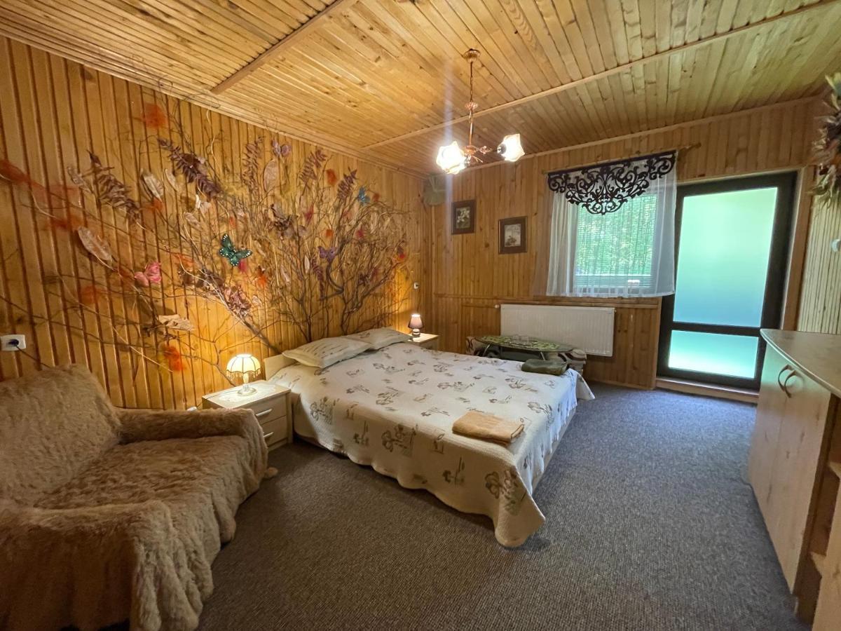 Grunok (Adults Only) Ξενοδοχείο Pilipets Εξωτερικό φωτογραφία